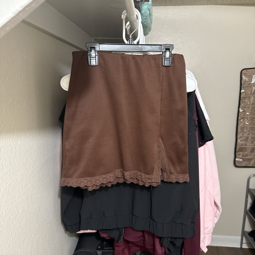 Elegant Brown Skirt